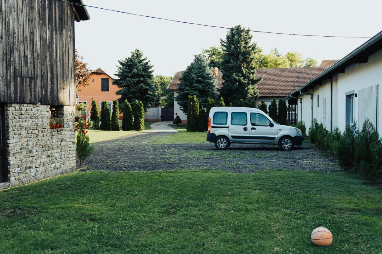 Dumalux Room Subotica Exterior photo